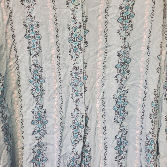 Bohemian Floral Blouse - Picture 2 of 6